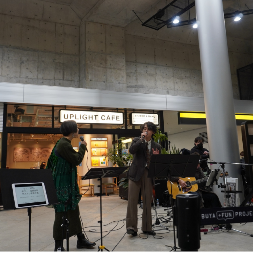 Work, plan - Christmas live concert "utano calendar" that we carried out in the past @ Shibuya Station east exit basement open space (December 23, 2021)