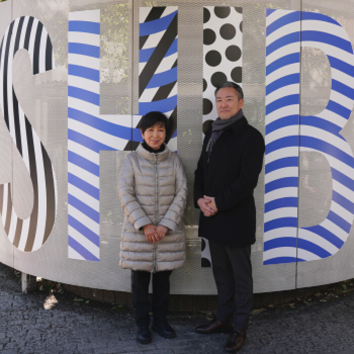 特集 - 『渋谷地下街 仮設空調室外機フェンスアートについて〜菊竹雪さん（グラフィックデザイナー／東京都立大学名誉教授）を迎えて〜』